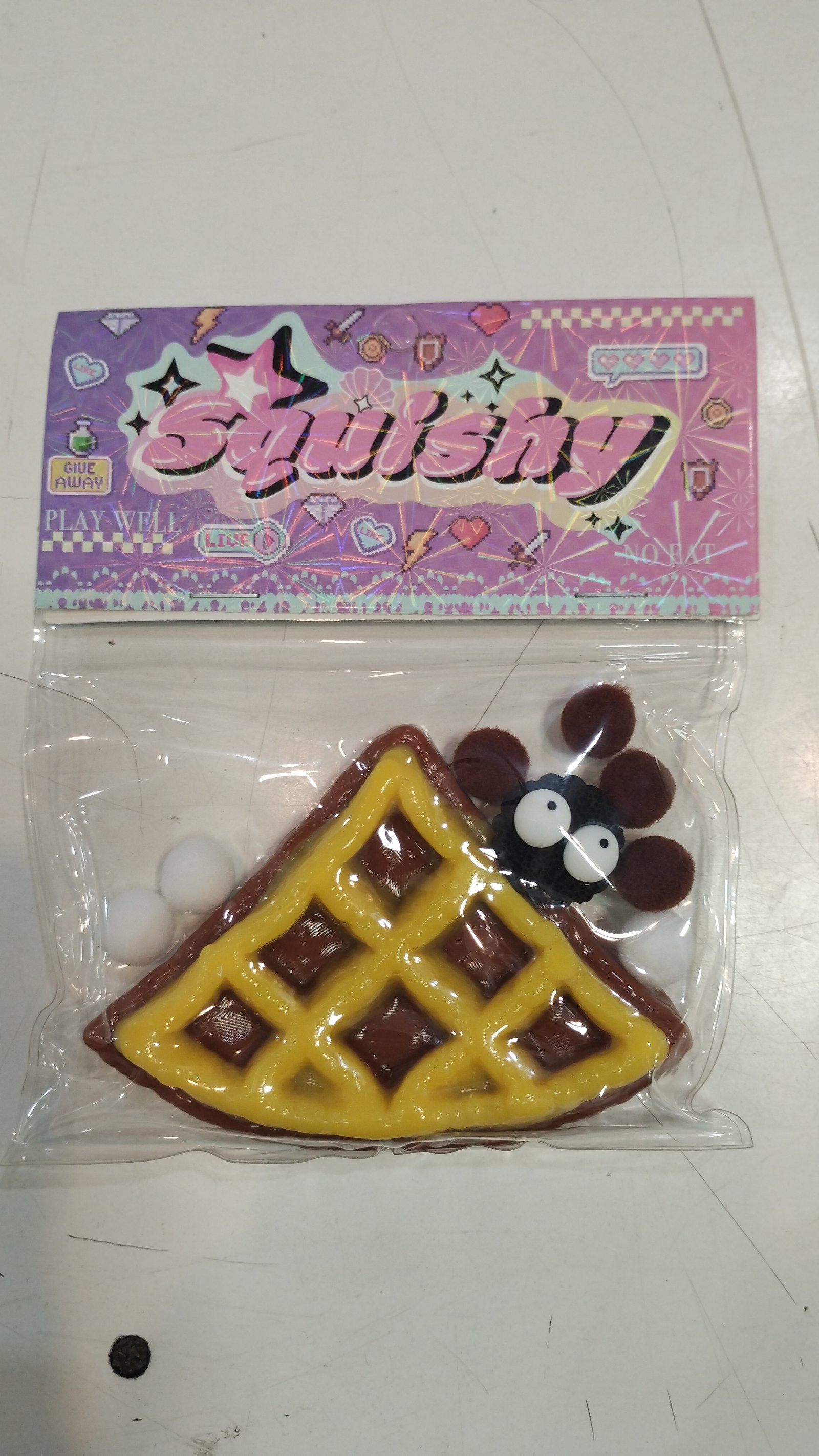 SQUISHY WAFFLE