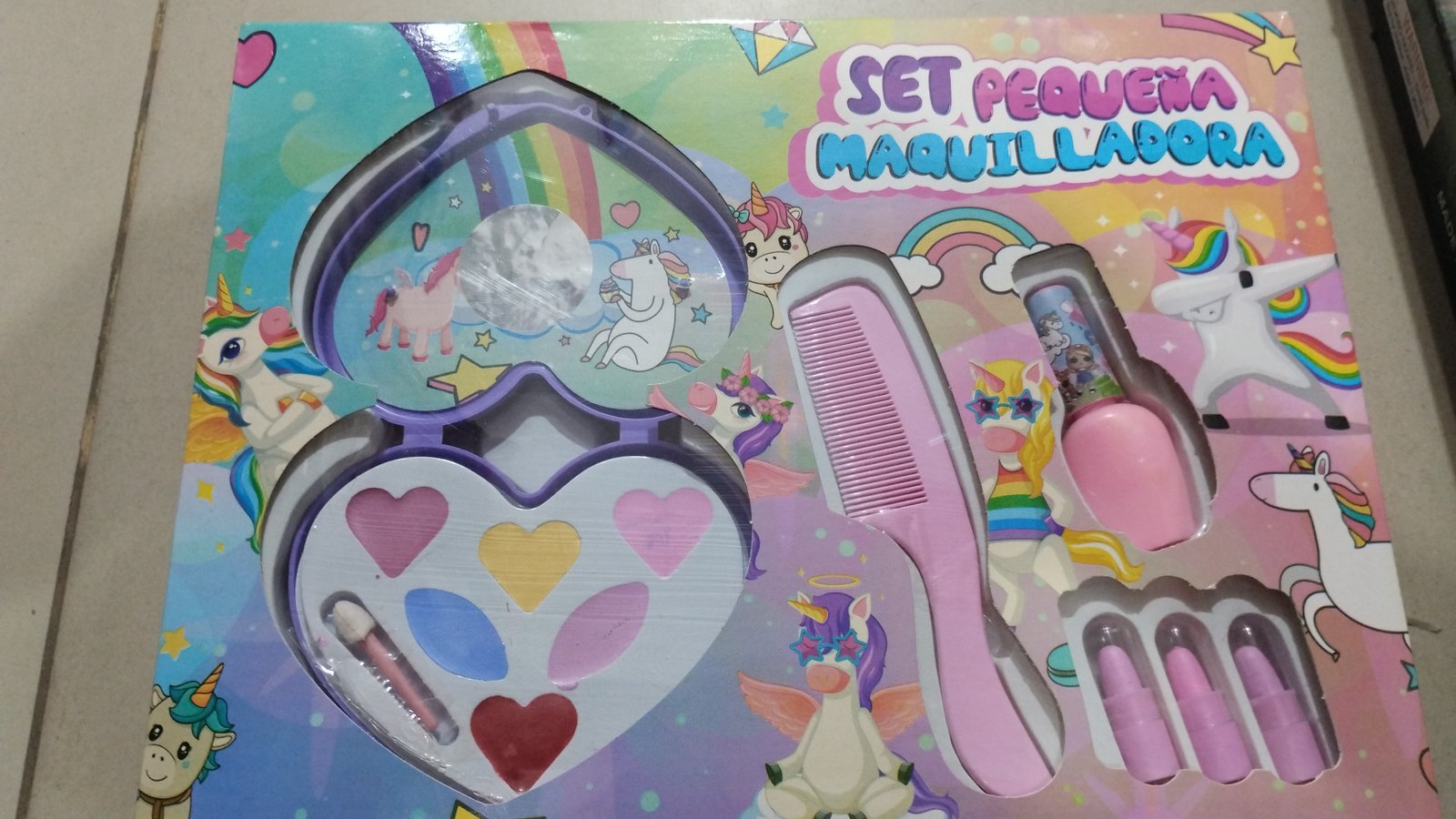 SET PEQUEÑA MAQUILLADORA