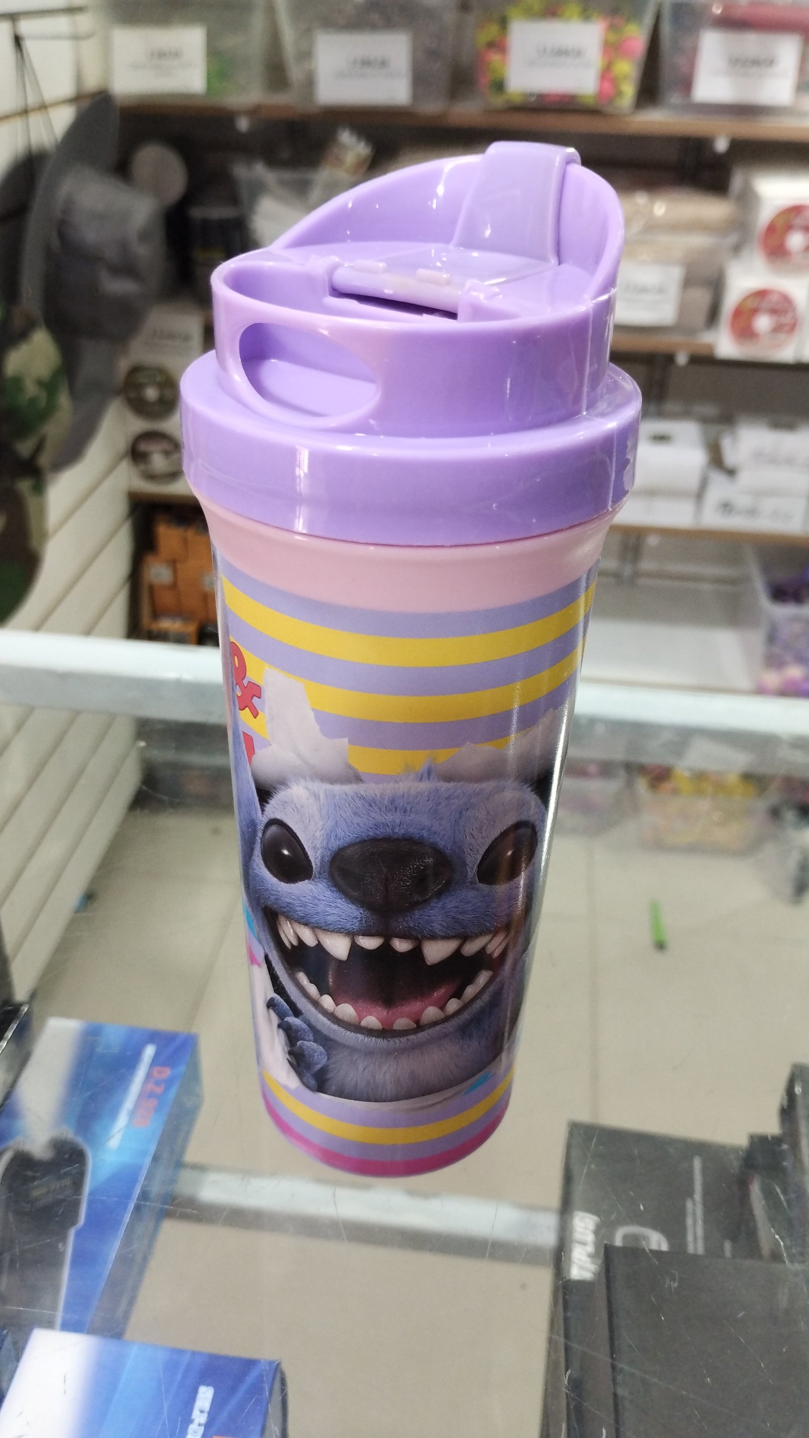 VASO PERSONAJE C/ TAPA DEPORTIVA