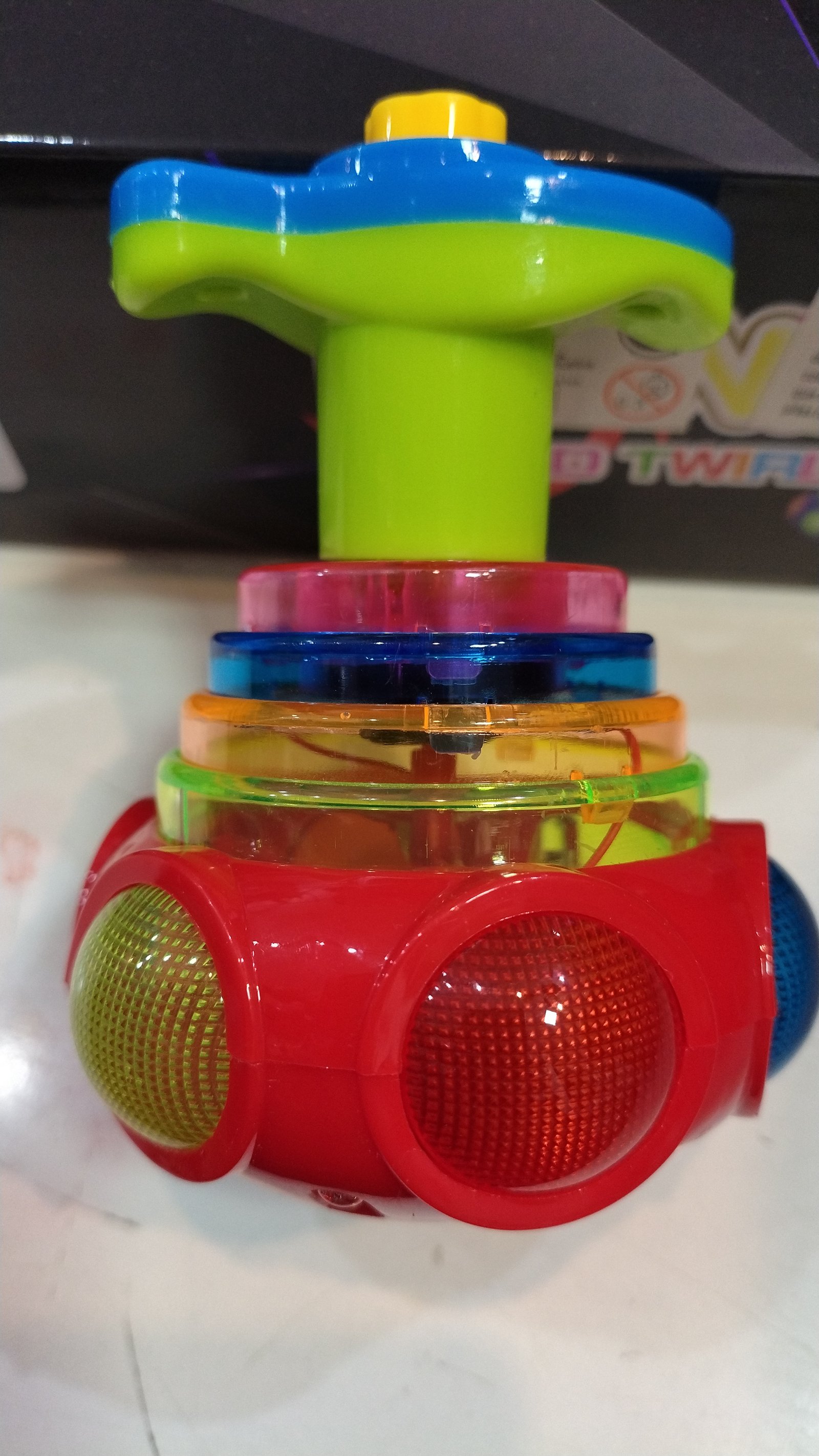 TROMPO C/ LUZ SPINNING SPEED TWIRL TOP